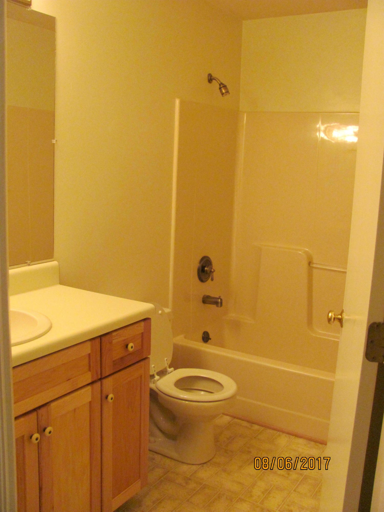 370 Church Hill Road Buchanan, VA 24066 - Photo 12 of 29 Main Bath