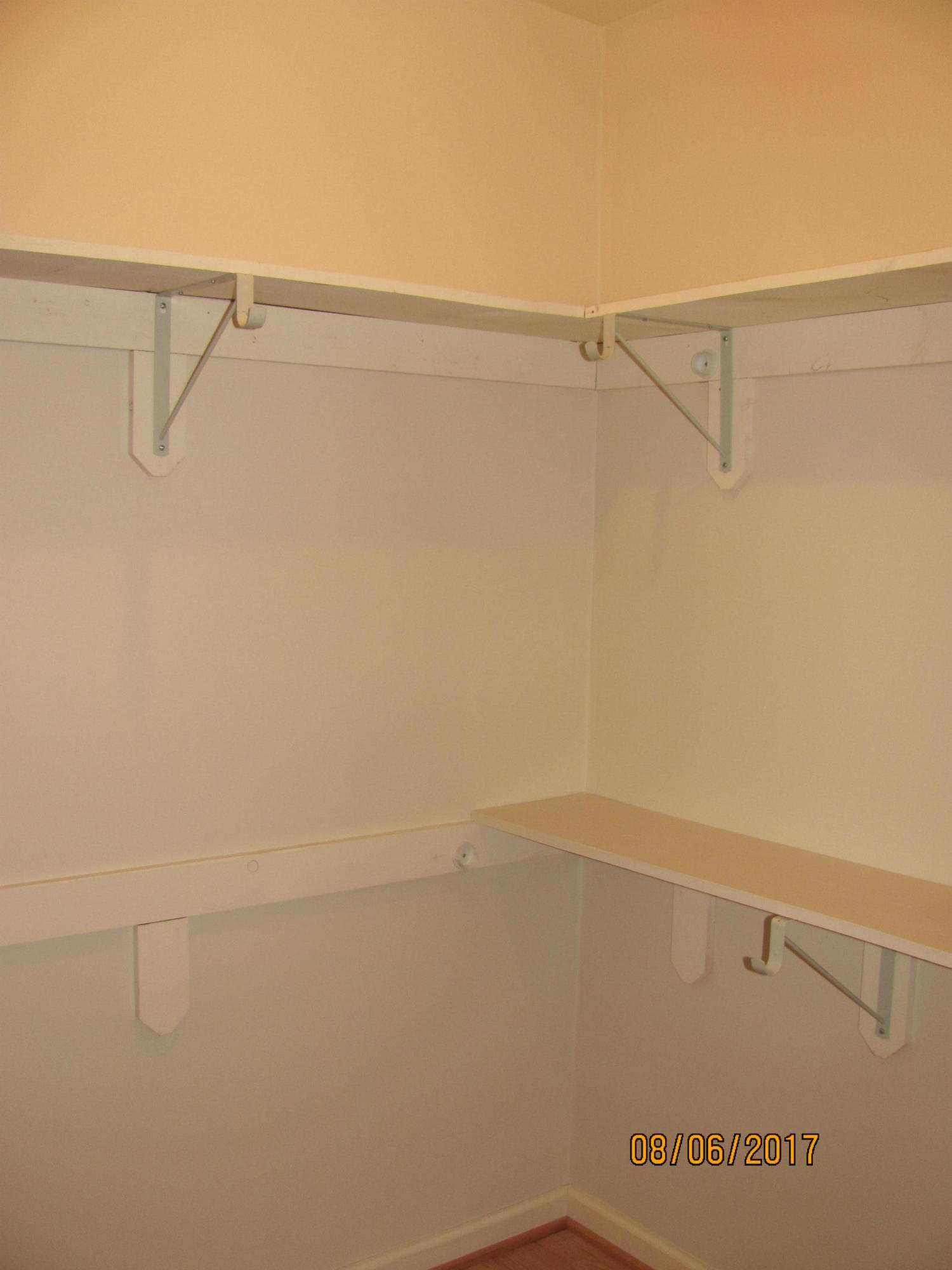 370 Church Hill Road Buchanan, VA 24066 - Photo 18 of 29 Walkin closet in MBR