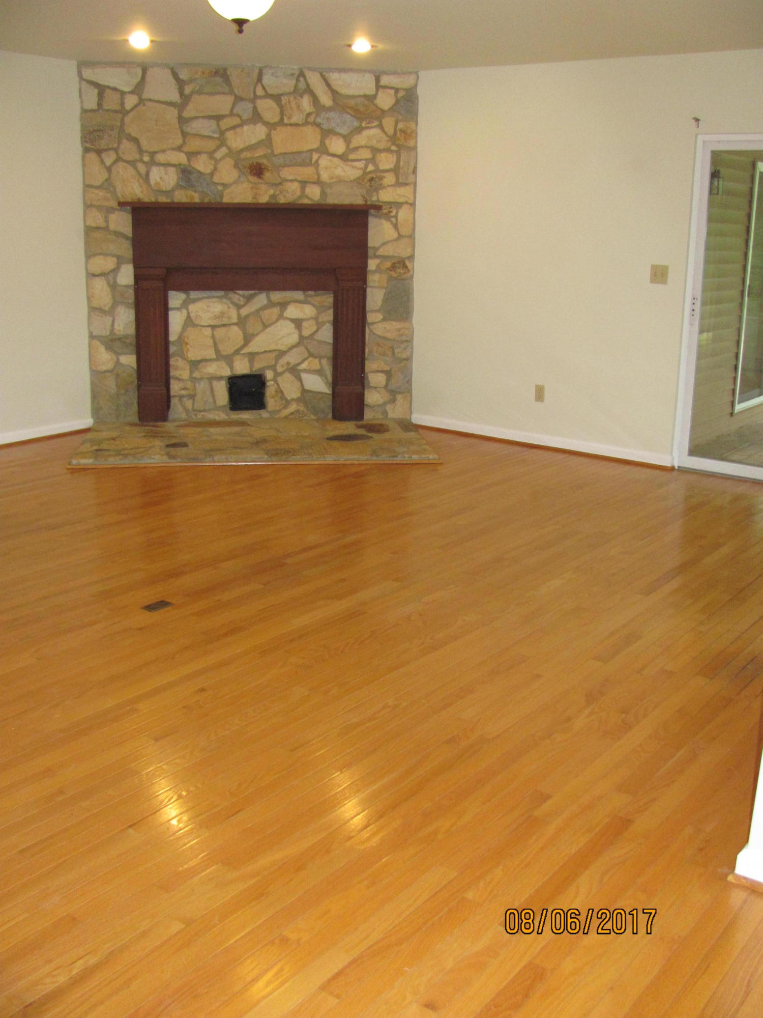 370 Church Hill Road Buchanan, VA 24066 - Photo 3 of 29 Great Room Fireplace