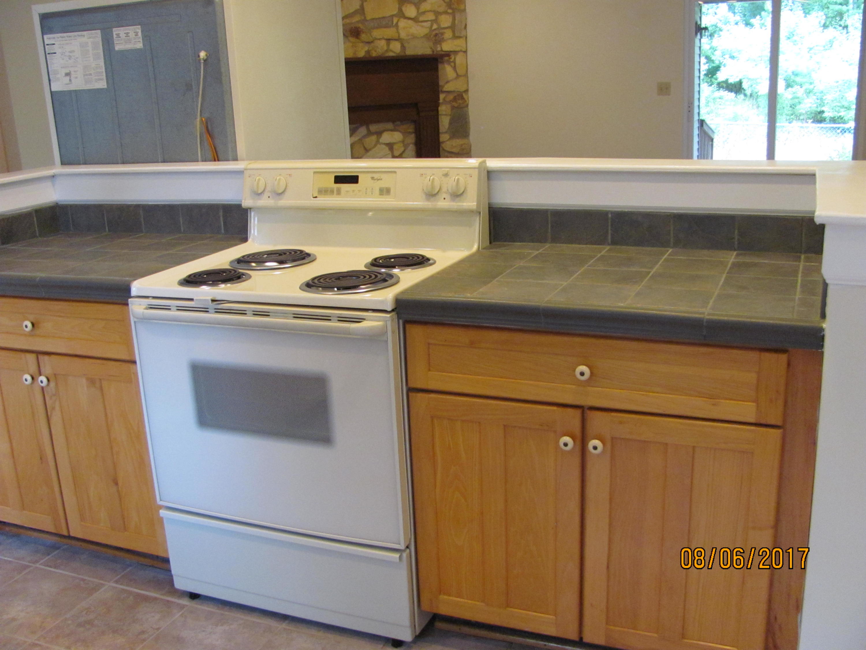 370 Church Hill Road Buchanan, VA 24066 - Photo 8 of 29 Kitchen