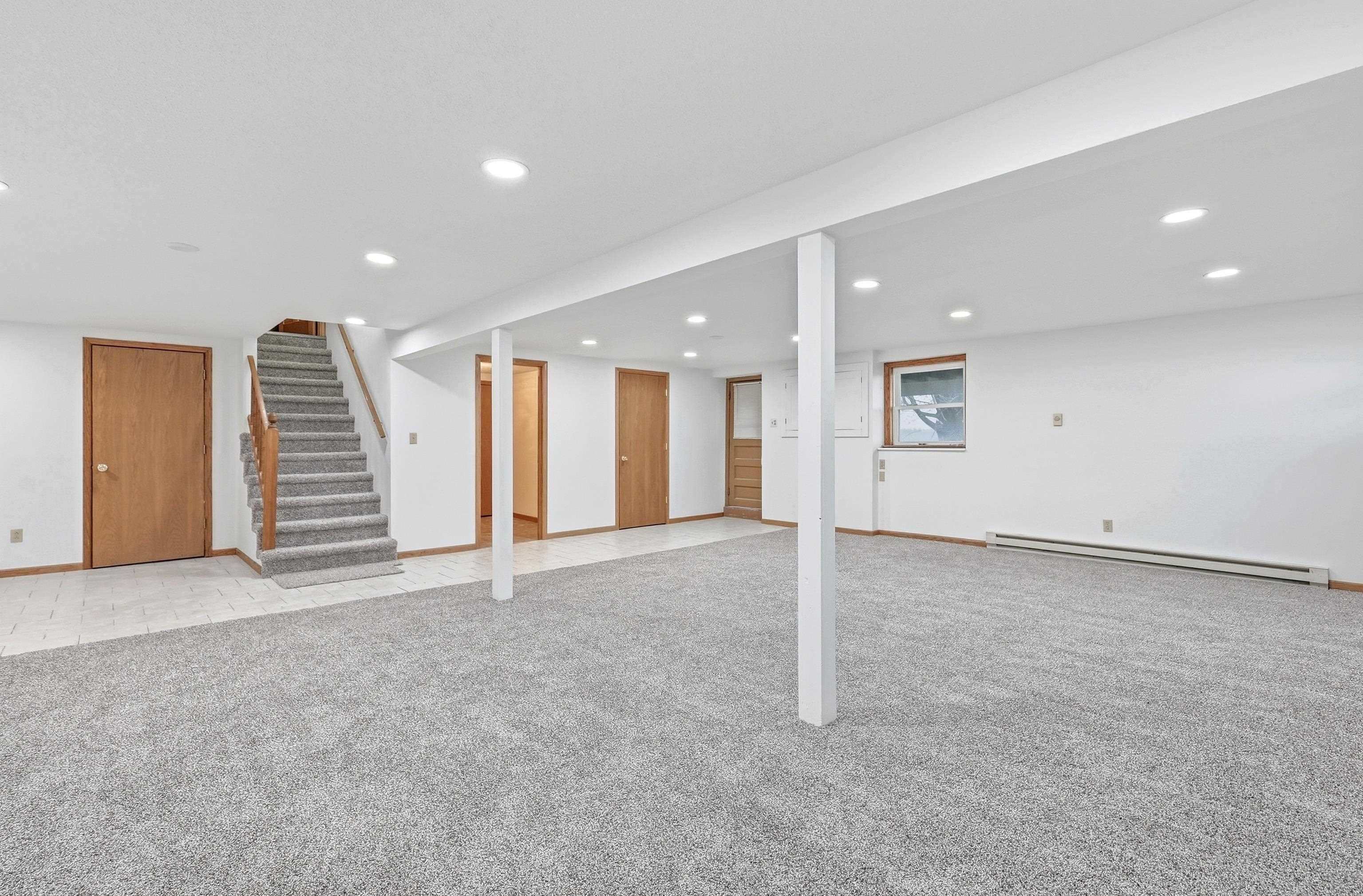 19468 3rd Route Durango, IA 52039 - Photo 23 of 33 Gallery Image 23