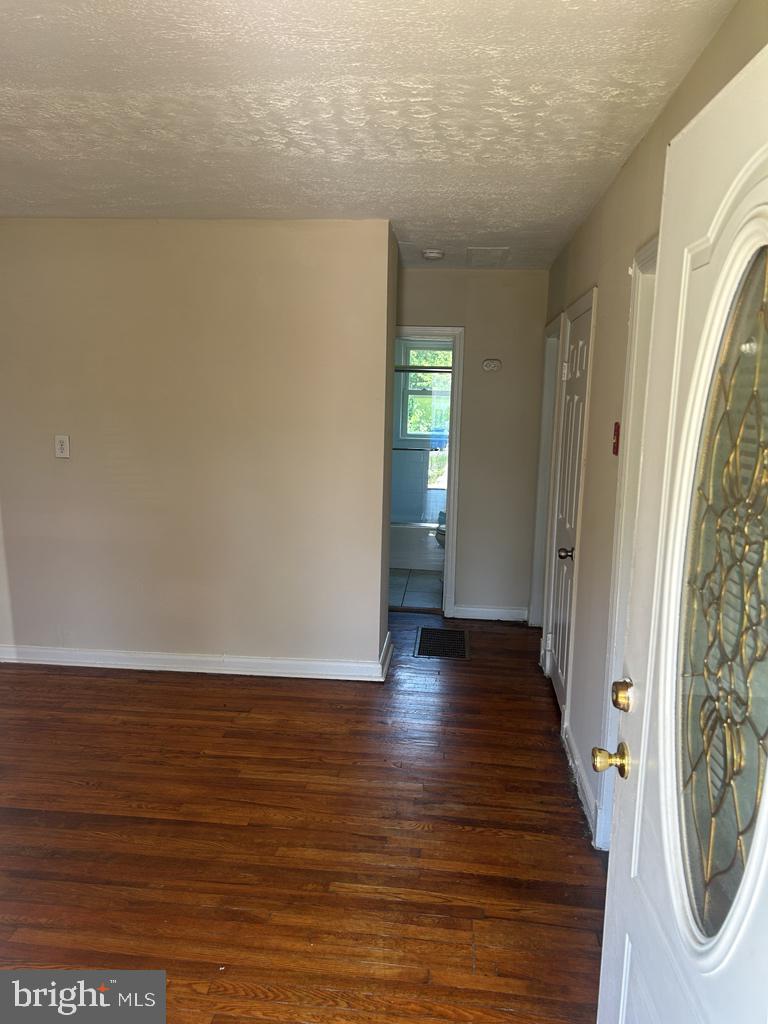 4514 Allies Road Suitland, MD 20746 - Photo 13 of 41