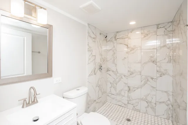 $269,900 | 9800 South Drexel Avenue, Chicago, IL 60628