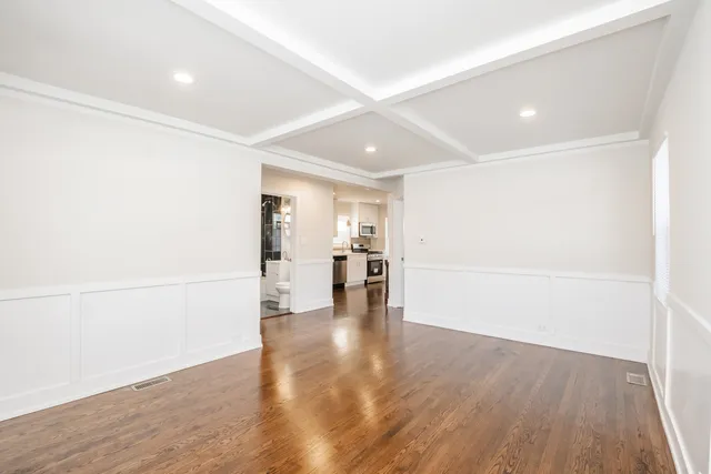 $269,900 | 9800 South Drexel Avenue, Chicago, IL 60628