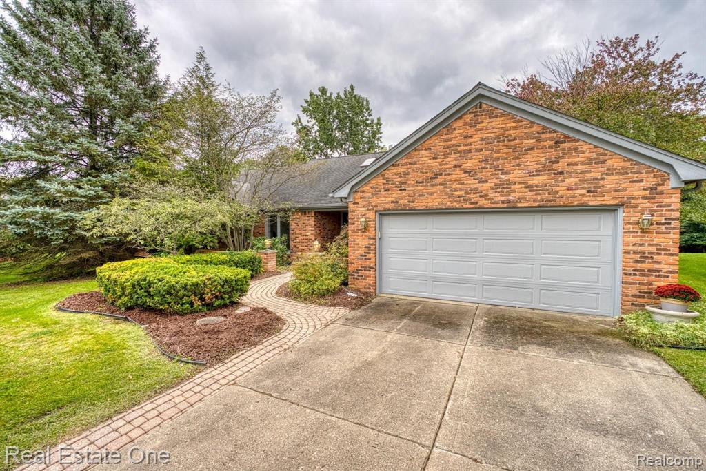 1698 Snowden Circle Rochester Hills, MI 48306 - Photo 21 of 27