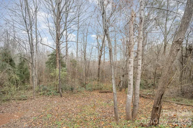 $174,000 | 142 Winchester Drive, Ellenboro, NC 28040