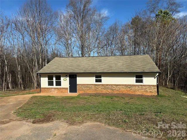 $174,000 | 142 Winchester Drive, Ellenboro, NC 28040