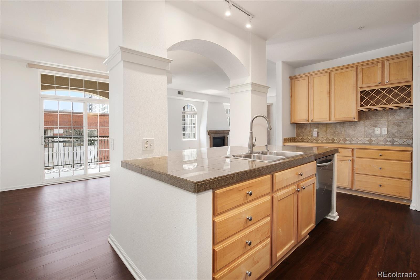 1100 Cherokee Street, Unit 504 Denver, CO 80204 - Photo 8 of 33
