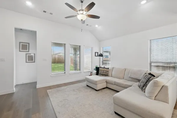 $2,550 | 5516 Surry Mountain Trail, Fort Worth, TX 76179