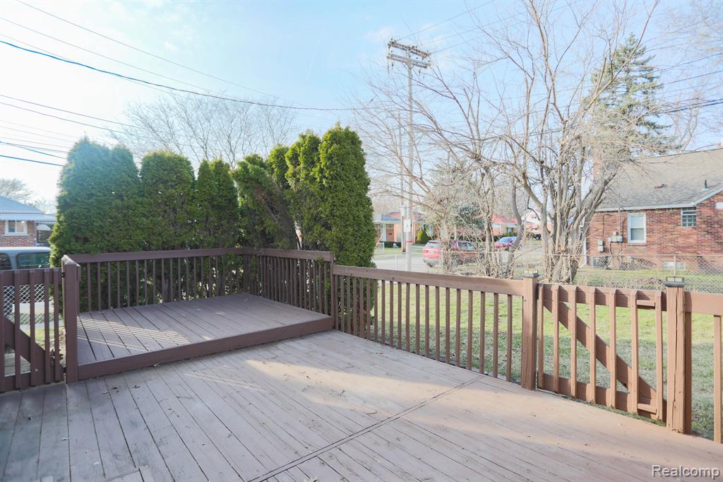 16003 Stephens Eastpointe, MI 48021 - Photo 29 of 30 Gallery Image 29