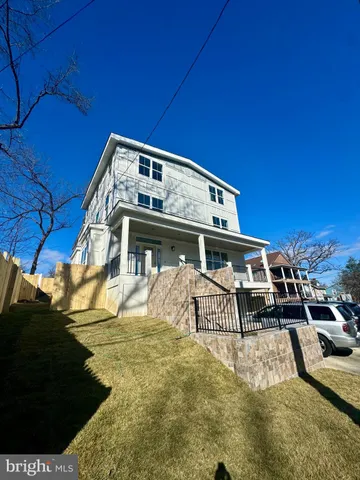 $1,799,900 | 2902 Vista Street Northeast, Washington, DC 20018