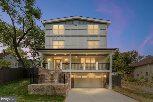 $1,799,000 | 2902 Vista Street Northeast, Washington, DC 20018