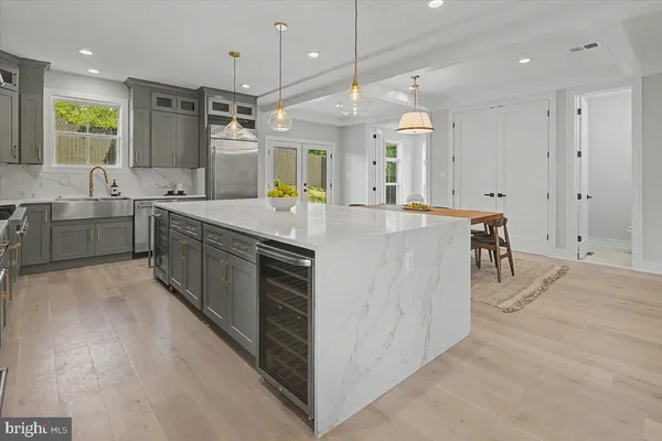$1,799,000 | 2902 Vista Street Northeast, Washington, DC 20018
