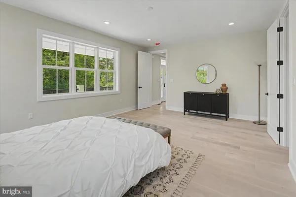 $1,799,000 | 2902 Vista Street Northeast, Washington, DC 20018