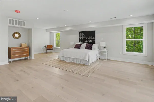 $1,799,000 | 2902 Vista Street Northeast, Washington, DC 20018