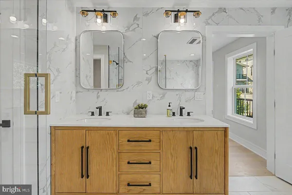 $1,799,000 | 2902 Vista Street Northeast, Washington, DC 20018