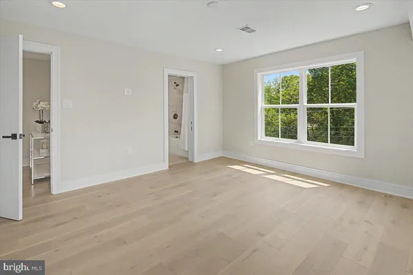$1,799,000 | 2902 Vista Street Northeast, Washington, DC 20018