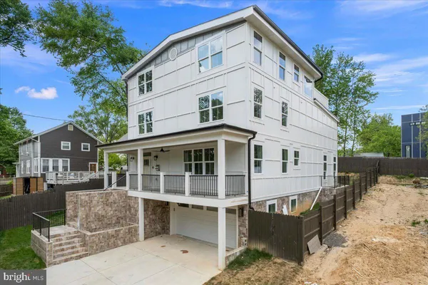 $1,799,000 | 2902 Vista Street Northeast, Washington, DC 20018