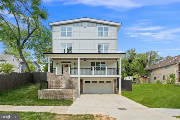 $1,799,000 | 2902 Vista Street Northeast, Washington, DC 20018
