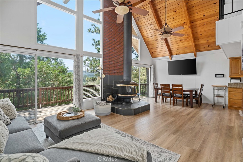 357 Pioneer Road Lake Arrowhead, CA 92352 - Photo 1 of 1 Gallery Image 1