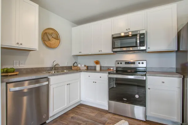 $295,175 | 128 Culbertson Court, Holly Hill, SC 29059