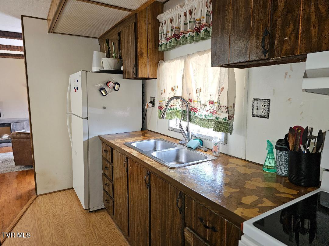 2056 Honey Camp Road Clintwood, VA 24228 - Photo 13 of 29 23