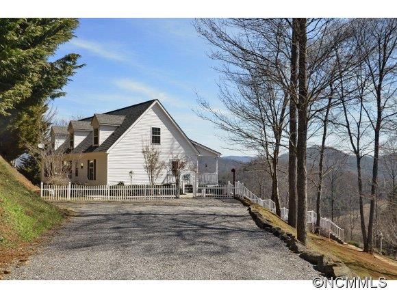 30 Splendor Ridge Waynesville, NC 28785 - Photo 2 of 23 a view of a house with a yard