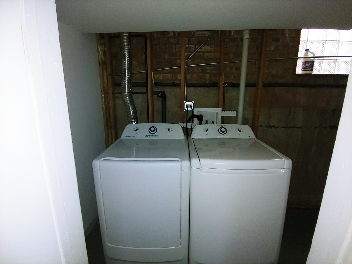 2831 Indian Boundary Road River Grove, IL 60171 - Photo 17 of 19 a utility room with dryer and washer