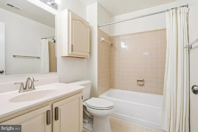 $535,000 | 3903 Dunes Way, Burtonsville, MD 20866