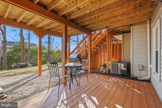 $535,000 | 3903 Dunes Way, Burtonsville, MD 20866