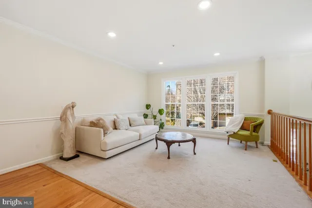 $535,000 | 3903 Dunes Way, Burtonsville, MD 20866