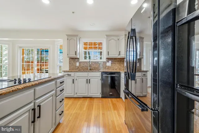 $535,000 | 3903 Dunes Way, Burtonsville, MD 20866