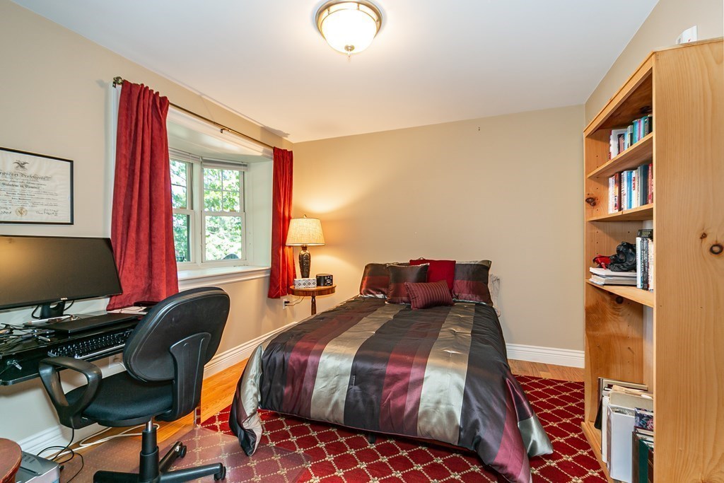 12 Russell Road, Unit 102 Wellesley, MA 02482 - Photo 11 of 22