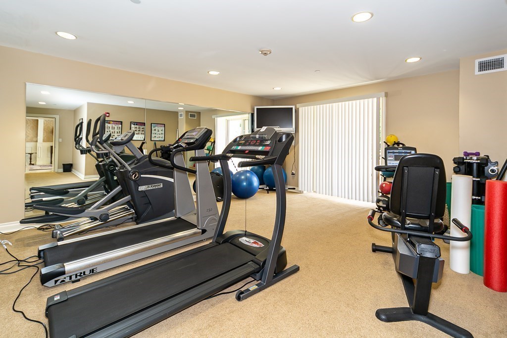 12 Russell Road, Unit 102 Wellesley, MA 02482 - Photo 21 of 22