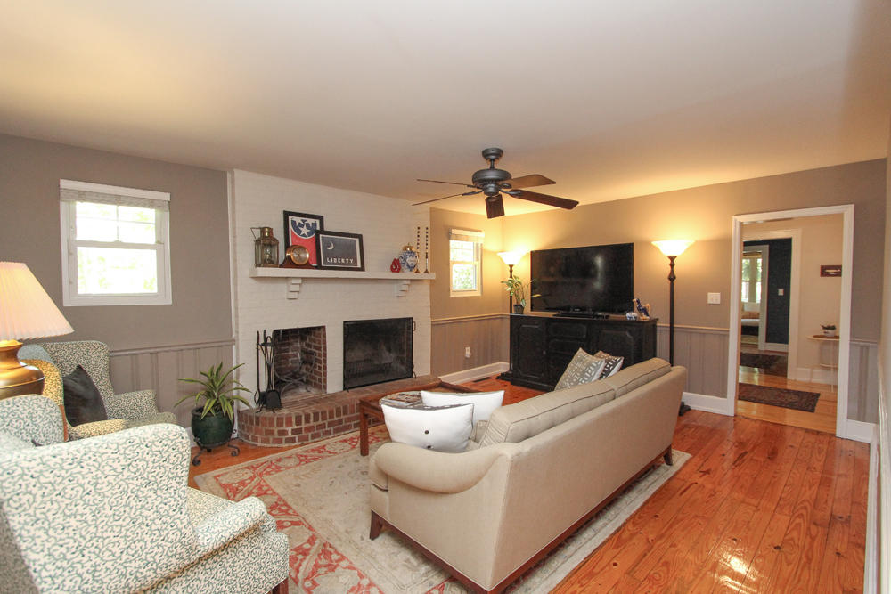 2182 Medway Road Charleston, SC 29412 - Photo 8 of 23 Family room view 2