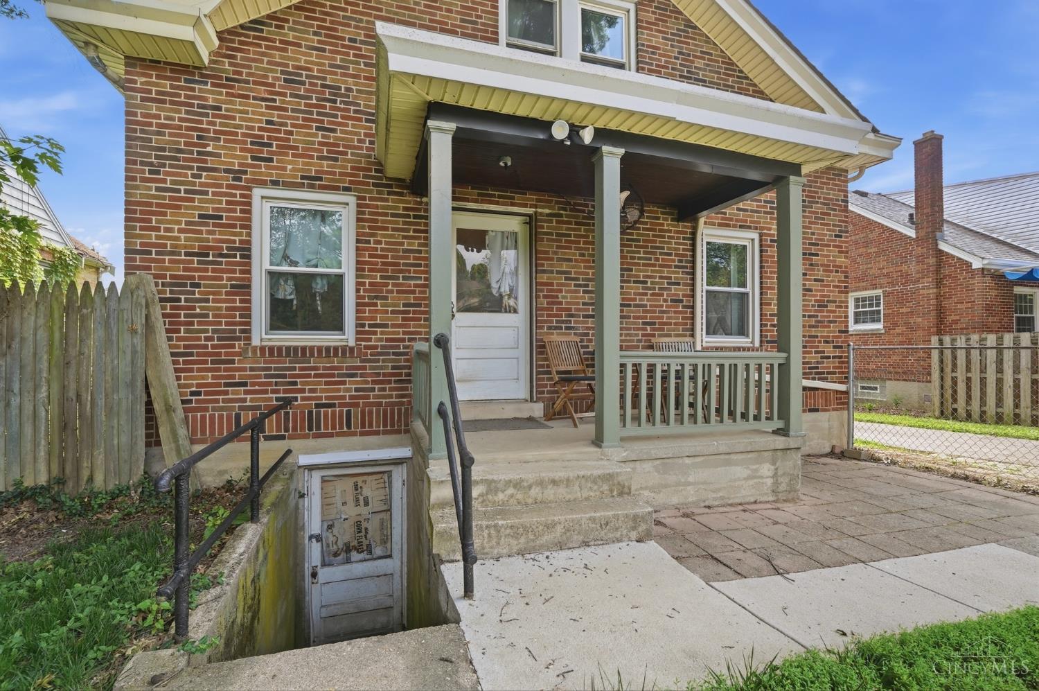 5555 Leumas Road Cincinnati, OH 45239 - Photo 38 of 40