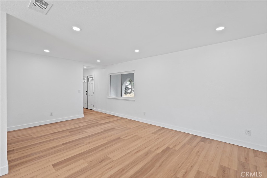 527 West 10th Street Perris, CA 92570 - Photo 25 of 62