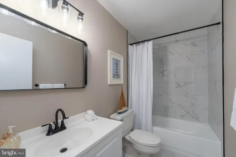 $399,900 | 26 Golden Hill Court, Catonsville, MD 21228