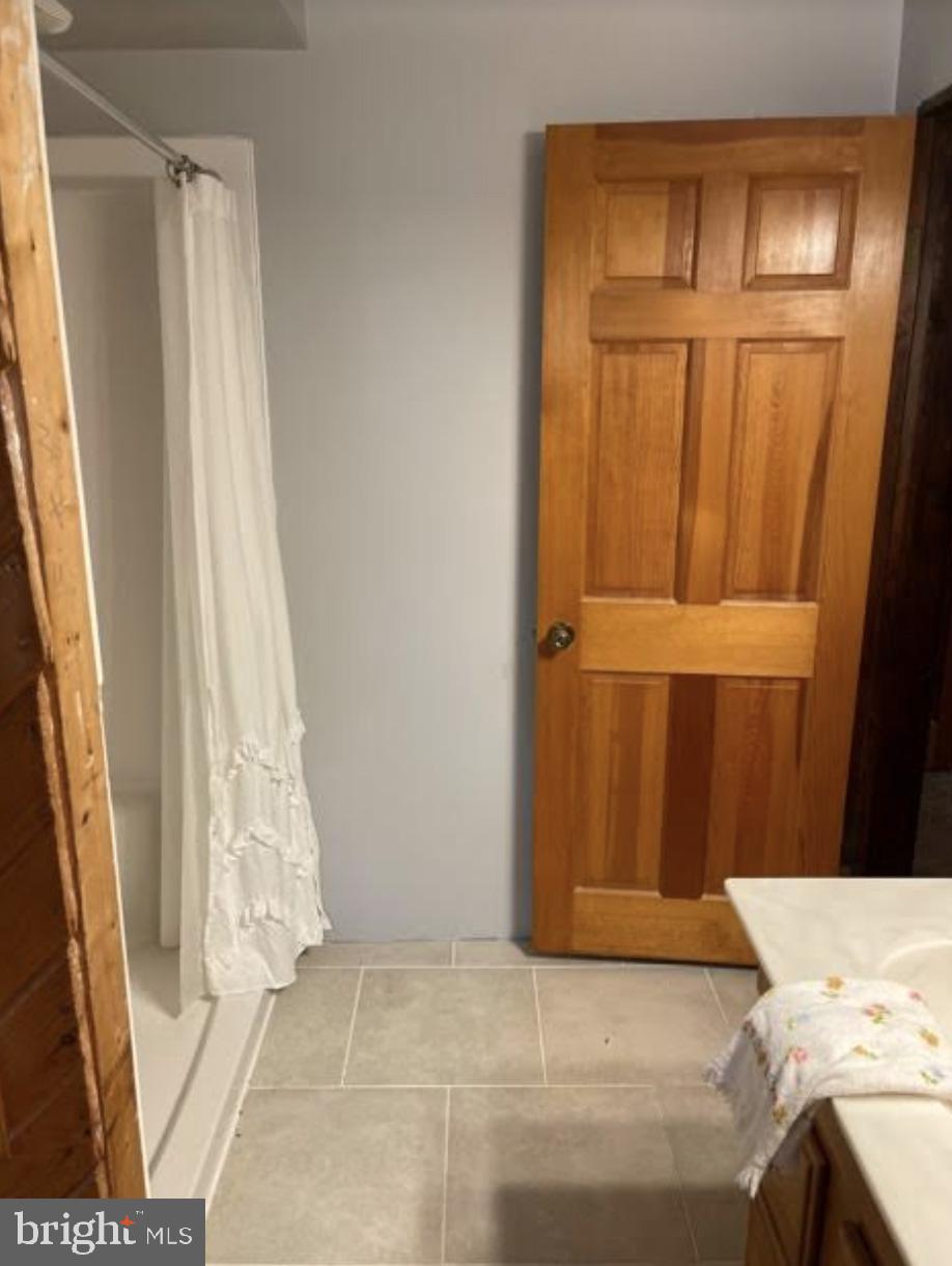 627 Hollow Road Delta, PA 17314 - Photo 24 of 38 Gallery Image 24