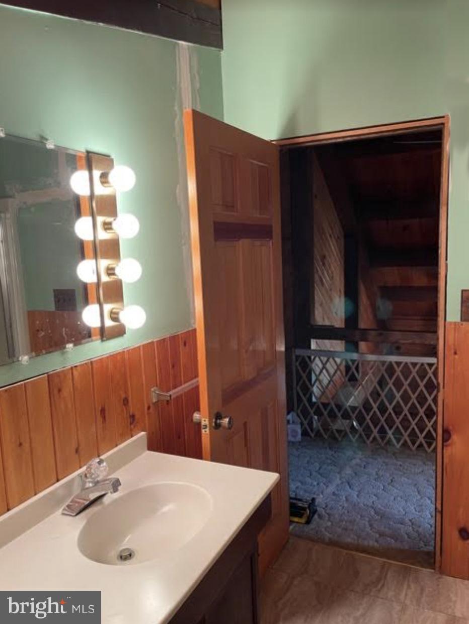 627 Hollow Road Delta, PA 17314 - Photo 32 of 38 Gallery Image 32