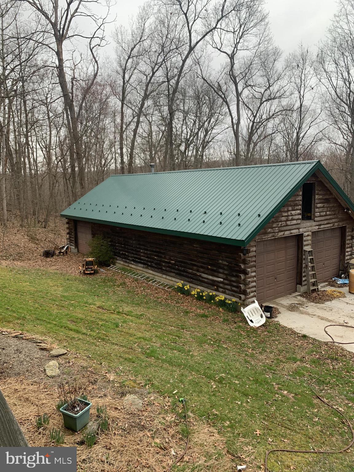 627 Hollow Road Delta, PA 17314 - Photo 10 of 38 Gallery Image 10