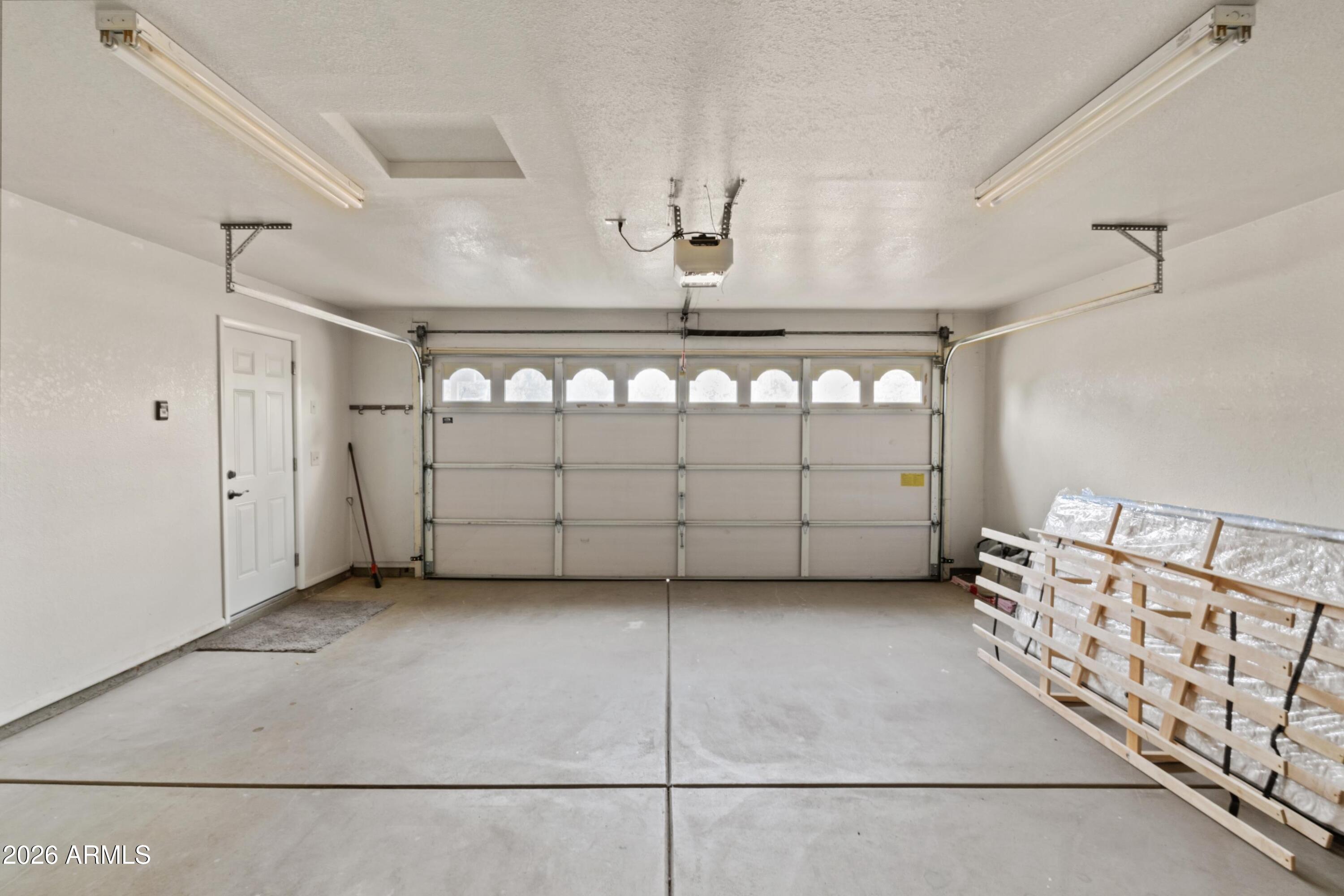 603 East Amarillo Circle Payson, AZ 85541 - Photo 20 of 54 a view of a garage
