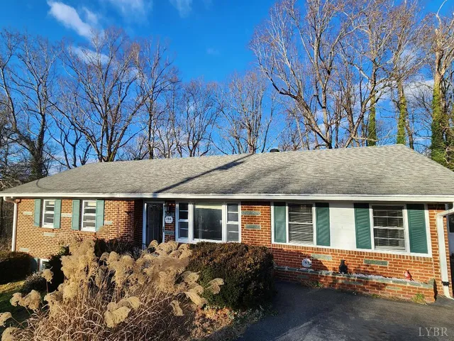 $240,000 | 166 Martins Lane, Madison Heights, VA 24572