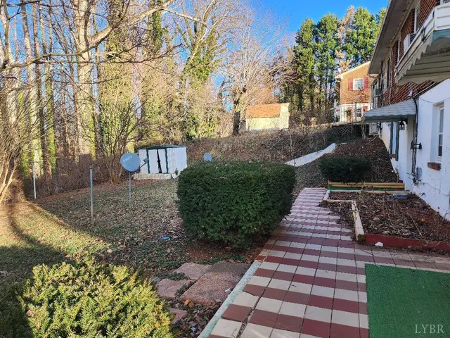 $240,000 | 166 Martins Lane, Madison Heights, VA 24572