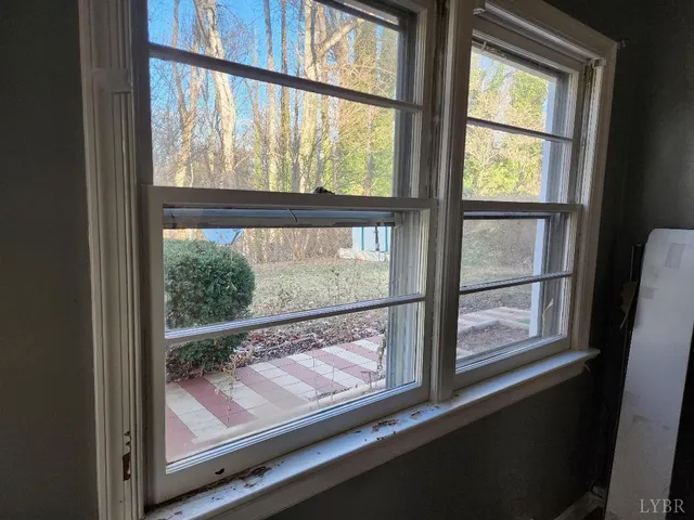 $240,000 | 166 Martins Lane, Madison Heights, VA 24572