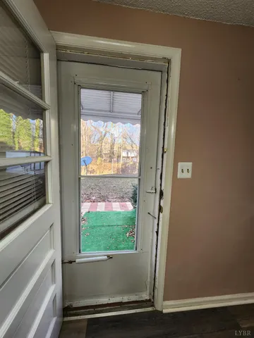 $240,000 | 166 Martins Lane, Madison Heights, VA 24572