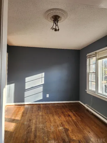 $240,000 | 166 Martins Lane, Madison Heights, VA 24572