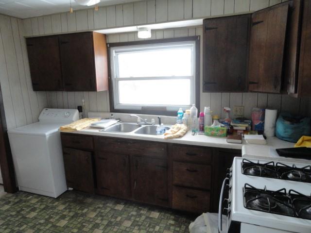 1573 Branchton Road Hilliards, PA 16040 - Photo 7 of 18