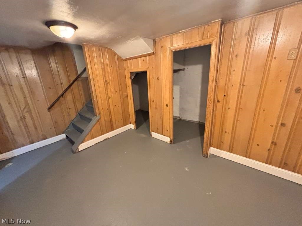 907 Rondel Road Cleveland, OH 44110 - Photo 23 of 26