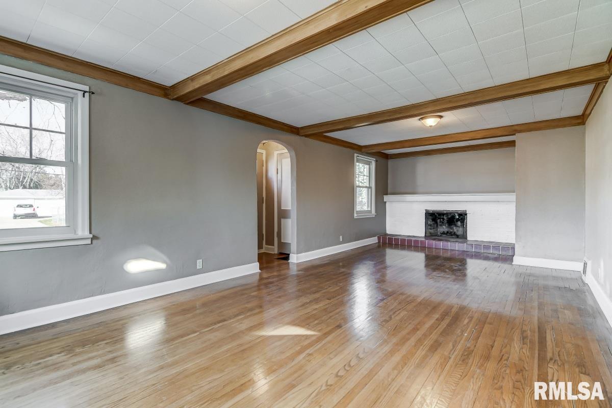 330 East Apple Orchard Road Springfield, IL 62703 - Photo 5 of 33